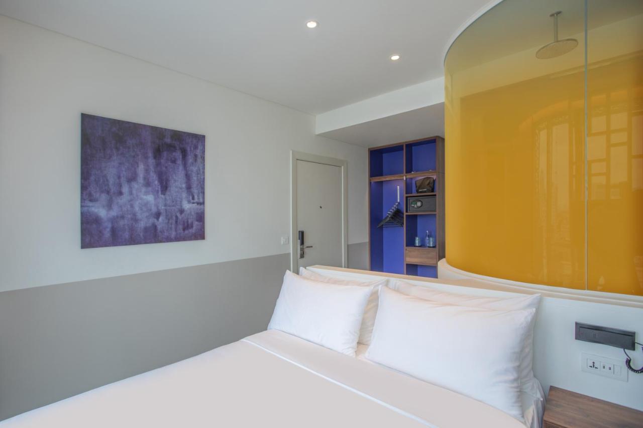 Wink Hotel Saigon Centre - 24Hrs Lifestyle Stay Ho Chi Minh City Exterior photo