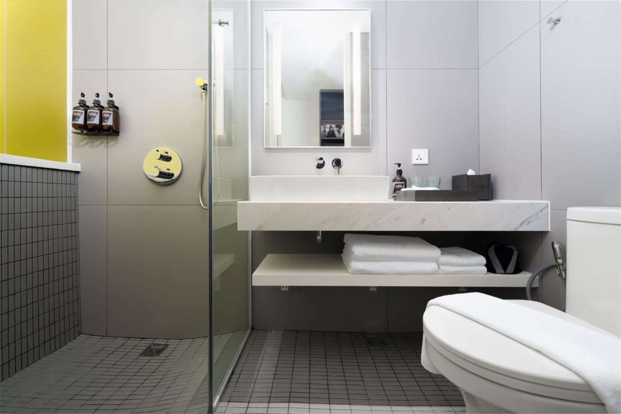 Wink Hotel Saigon Centre - 24Hrs Lifestyle Stay Ho Chi Minh City Room photo