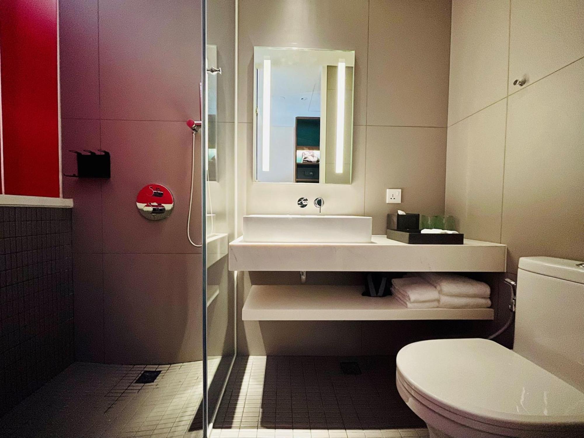 Wink Hotel Saigon Centre - 24Hrs Lifestyle Stay Ho Chi Minh City Exterior photo